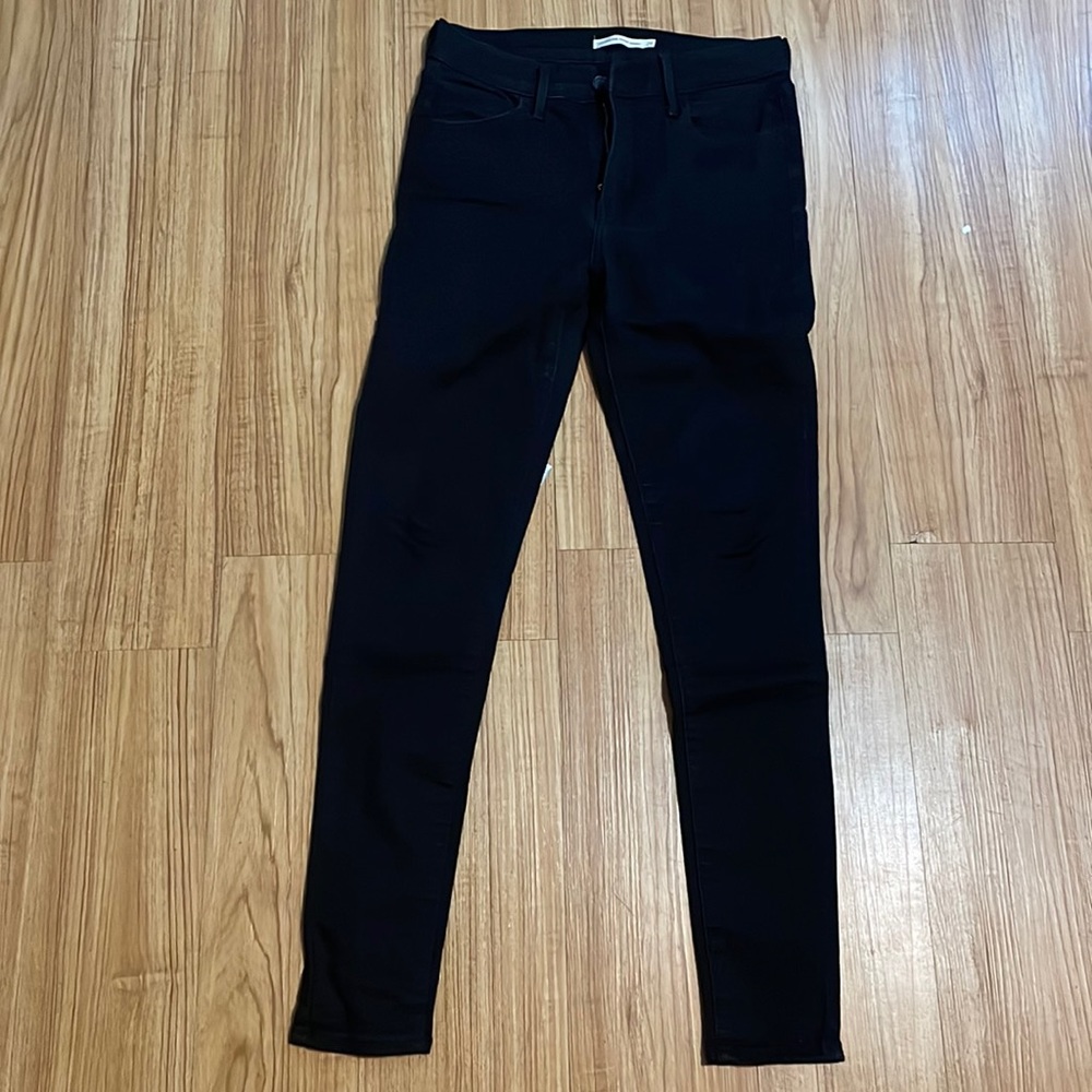 Beautiful Levi’s jeans